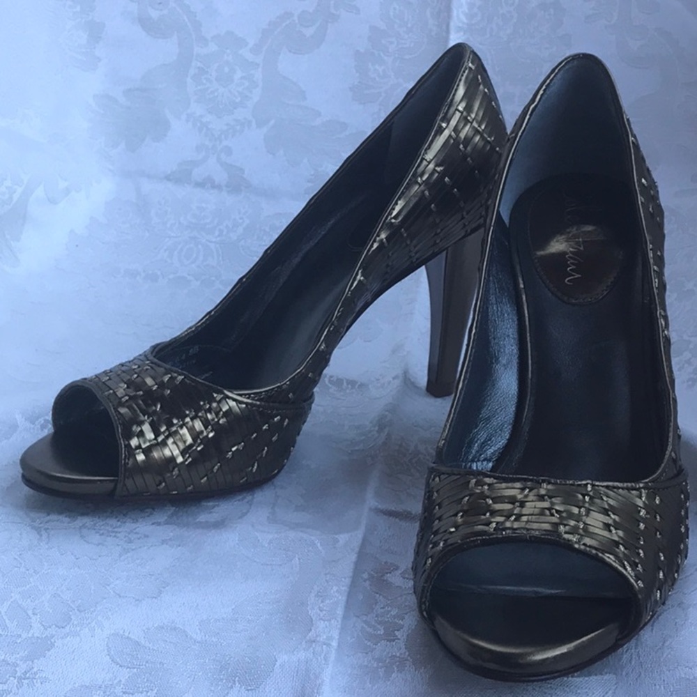 New Cole Haan Bronze Woven Leather pumps 8M